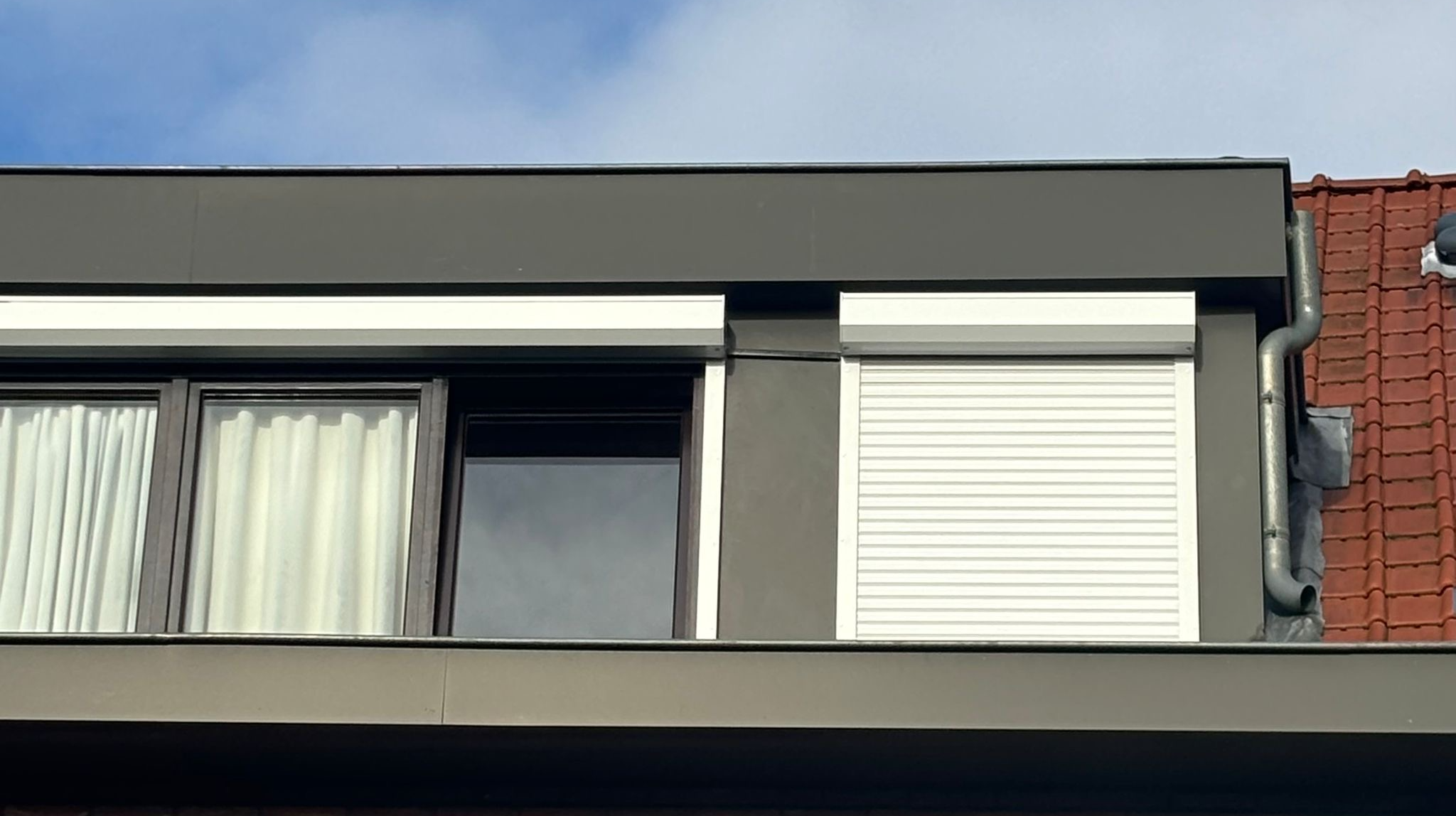 Voorzetrolluik thQdNUG8D0laMlreumRyPd17aM0ySVOUbXzvX1Un.jpg